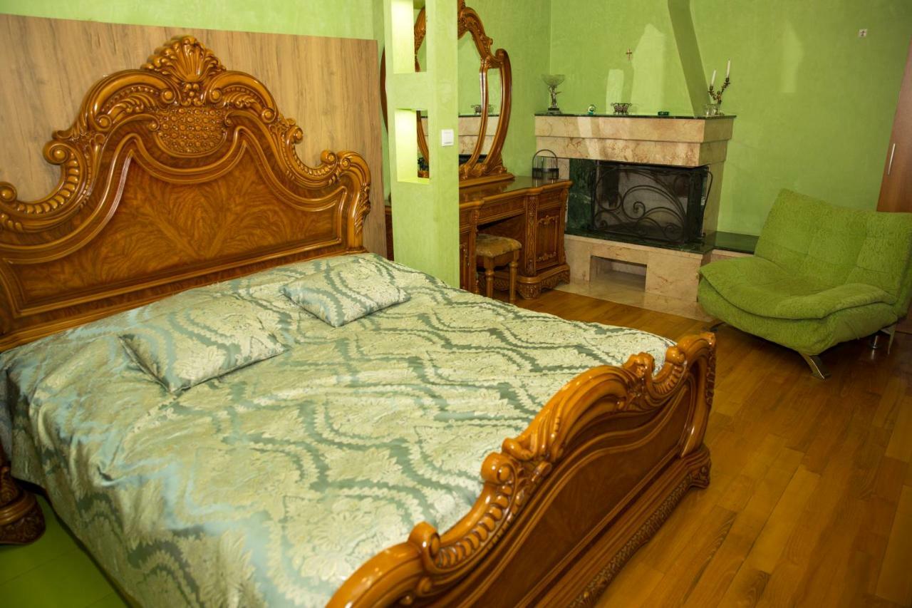 Hotel Black Sea House Batumi Exterior photo